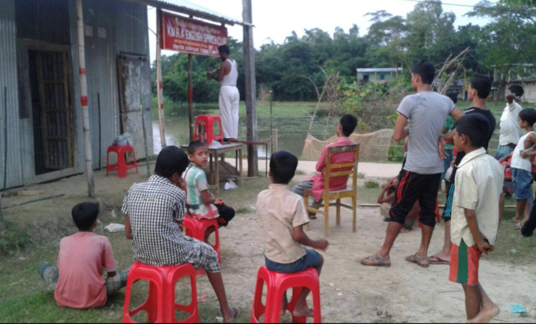 Attendees in the Bangledesh village without reliable clean water.